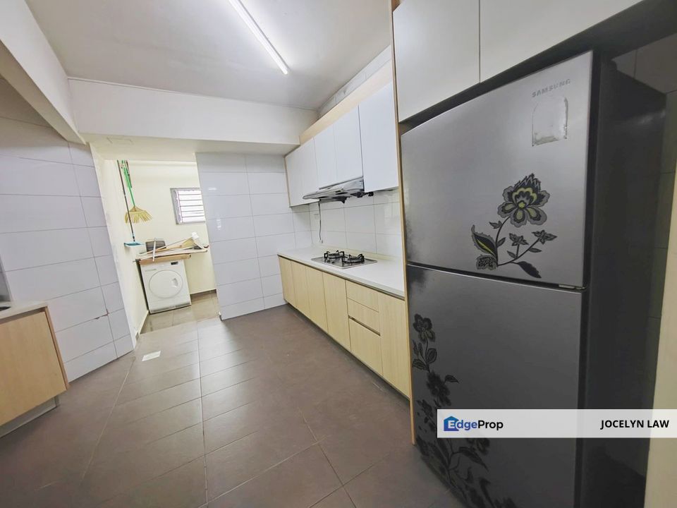 Seri Mutiara Apartment @ Seri Alam near to School, Lotus Supermarket , Today Market , Johor, Masai