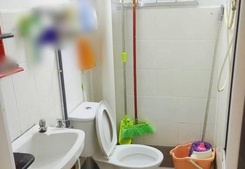 Sri Intan (Bandar Seri Alam)