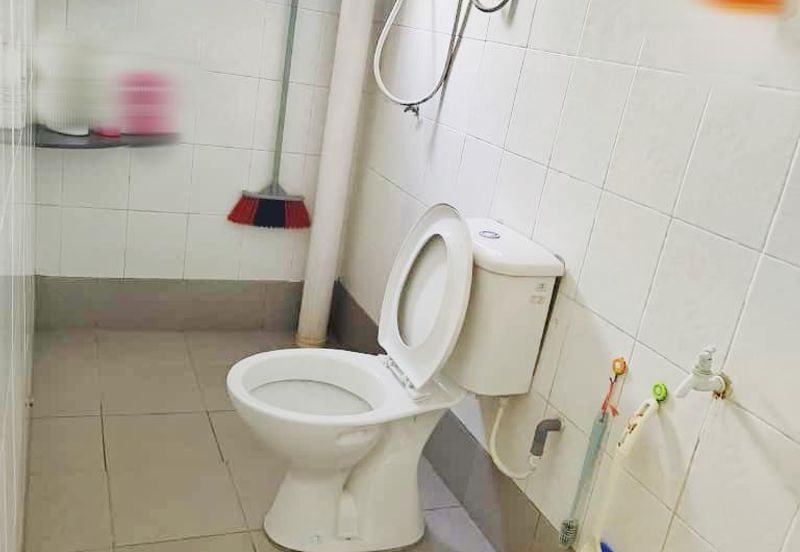 Sri Intan (Bandar Seri Alam)