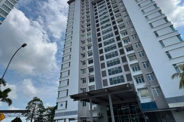 Eastbay Luxury Apartment