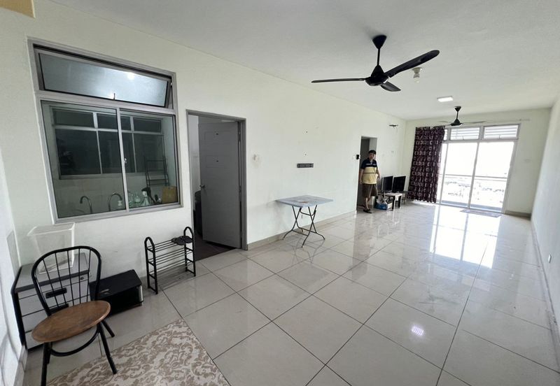 Eastbay Luxury Apartment