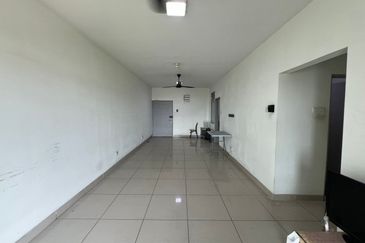 Eastbay Luxury Apartment