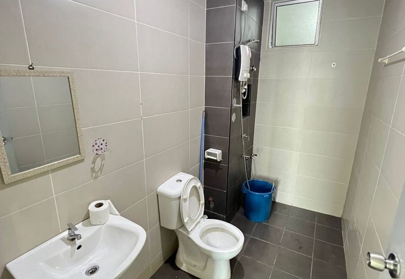 Eastbay Luxury Apartment