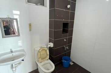 Eastbay Luxury Apartment