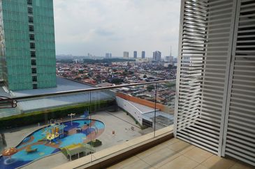 KSL D Esplanade, Taman Century