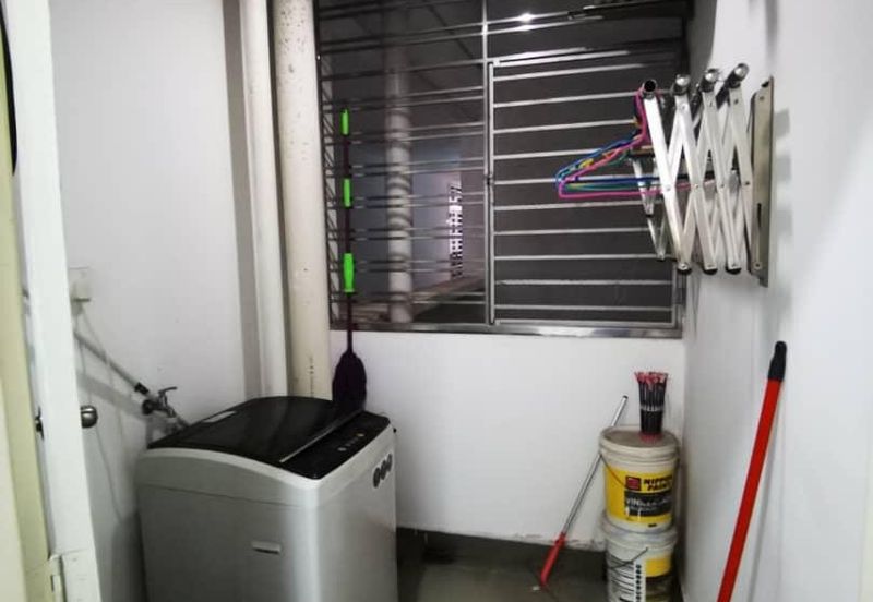 Seasons Luxury Apartments @ Amara Larkin