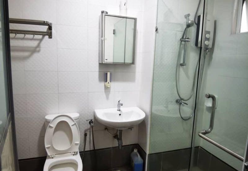 Seasons Luxury Apartments @ Amara Larkin