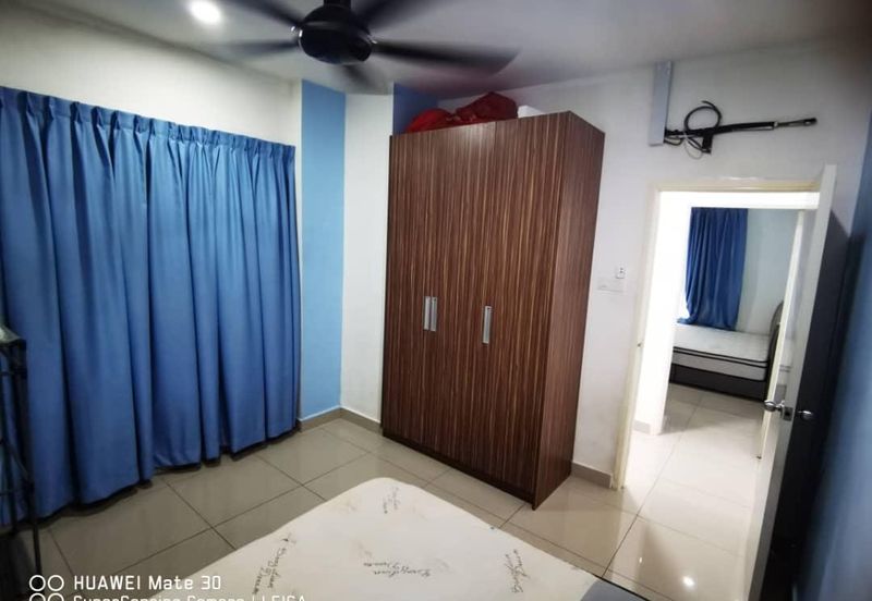 Seasons Luxury Apartments @ Amara Larkin