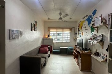 Rumah Pangsa Permas Jaya