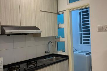 1Medini & Medini Signature