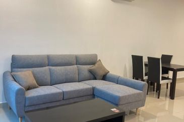 1Medini & Medini Signature