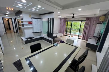 The Straits View, Bandar Baru Permas Jaya