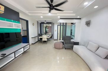 The Straits View, Bandar Baru Permas Jaya