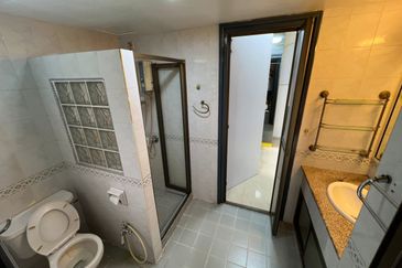 The Straits View, Bandar Baru Permas Jaya