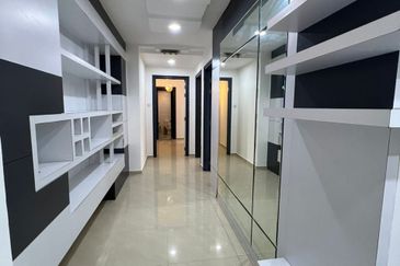 The Straits View, Bandar Baru Permas Jaya