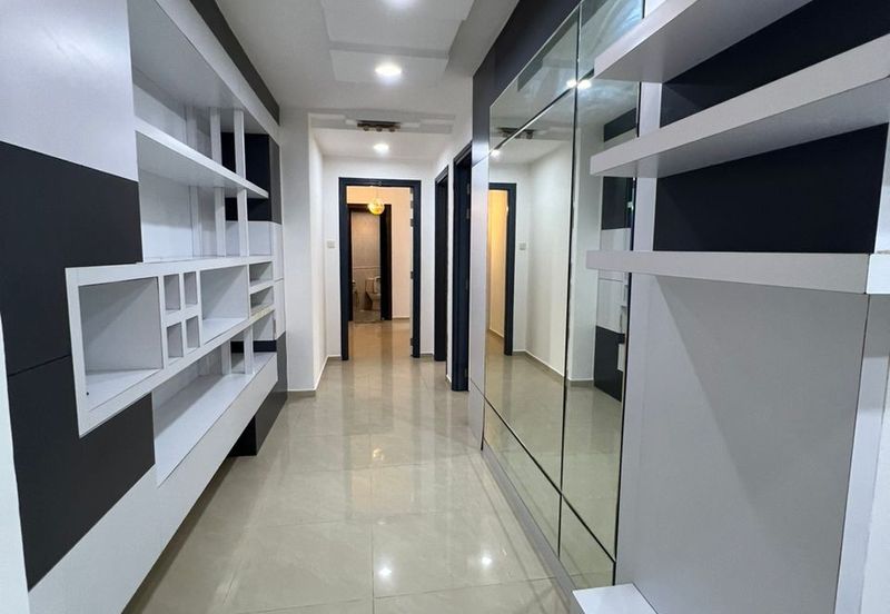 The Straits View, Bandar Baru Permas Jaya