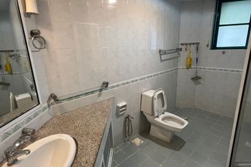 The Straits View, Bandar Baru Permas Jaya