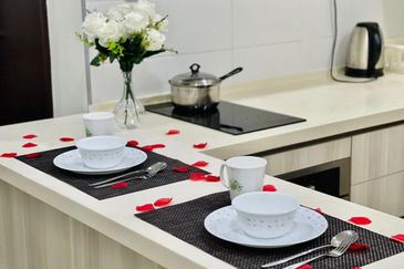 Paragon Suites @ CIQ