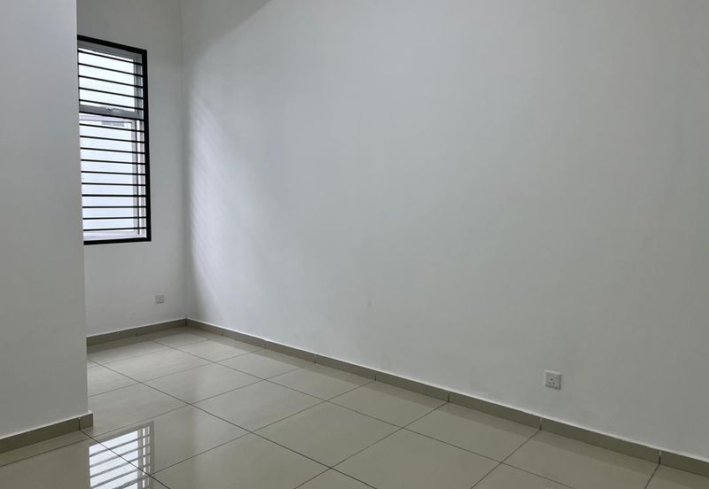 Bandar Layangkasa Townhouse