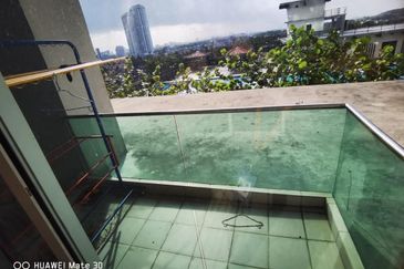 D'Carlton Seaview Residences (Seri Mega)