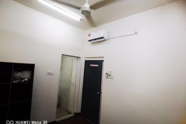 D'Carlton Seaview Residences (Seri Mega)