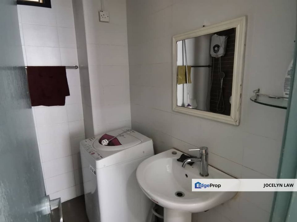 Studio Unit For Rent @ Palazio Apartment, Johor, Johor Bahru