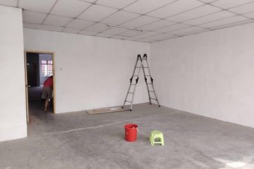 Taman Sri Putra, Kempas