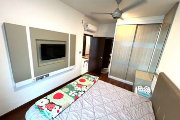 Paragon Suites @ CIQ