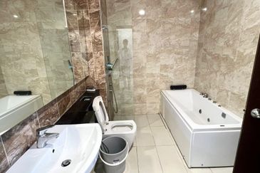 Paragon Suites @ CIQ