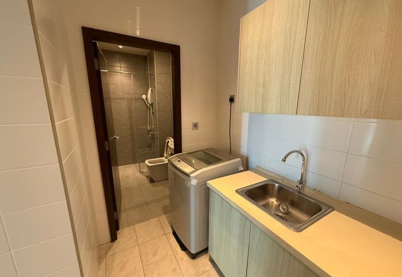 Paragon Suites @ CIQ