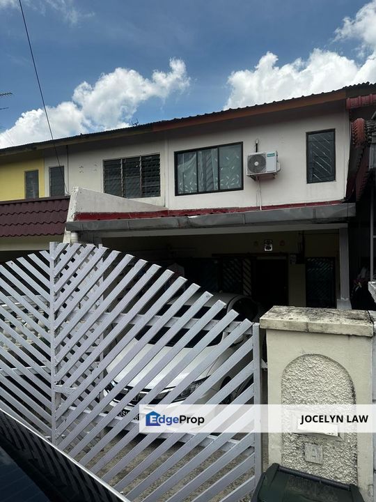 Low Cost 2 Storey House For Sale @ Damai Jaya , Johor, Skudai