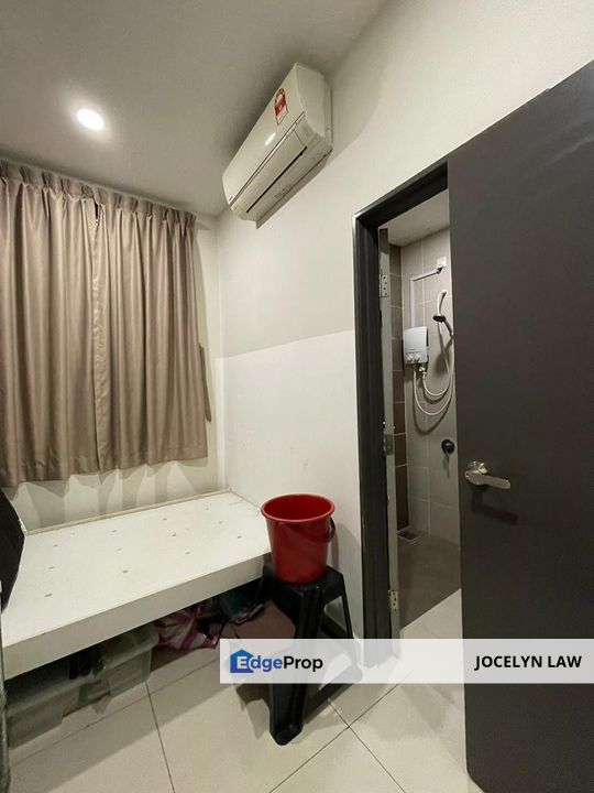 Parc Regency Apartment For Sale with Partially Furnished , Johor, Masai