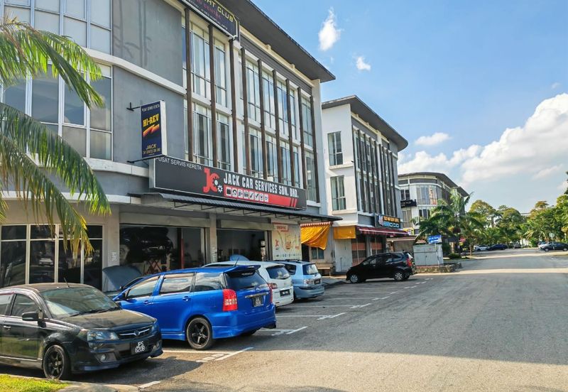 Oasis 2 @ Tropicana Danga Cove