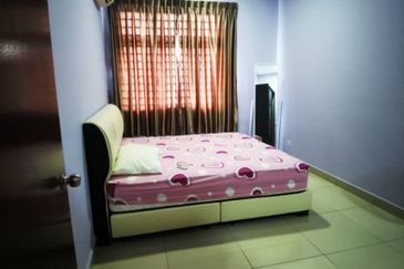 Meridin Bayvue Apartment