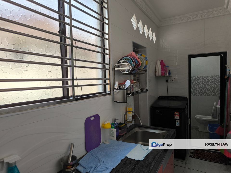 Single Storey House @ Taman Rinting , Johor, Masai