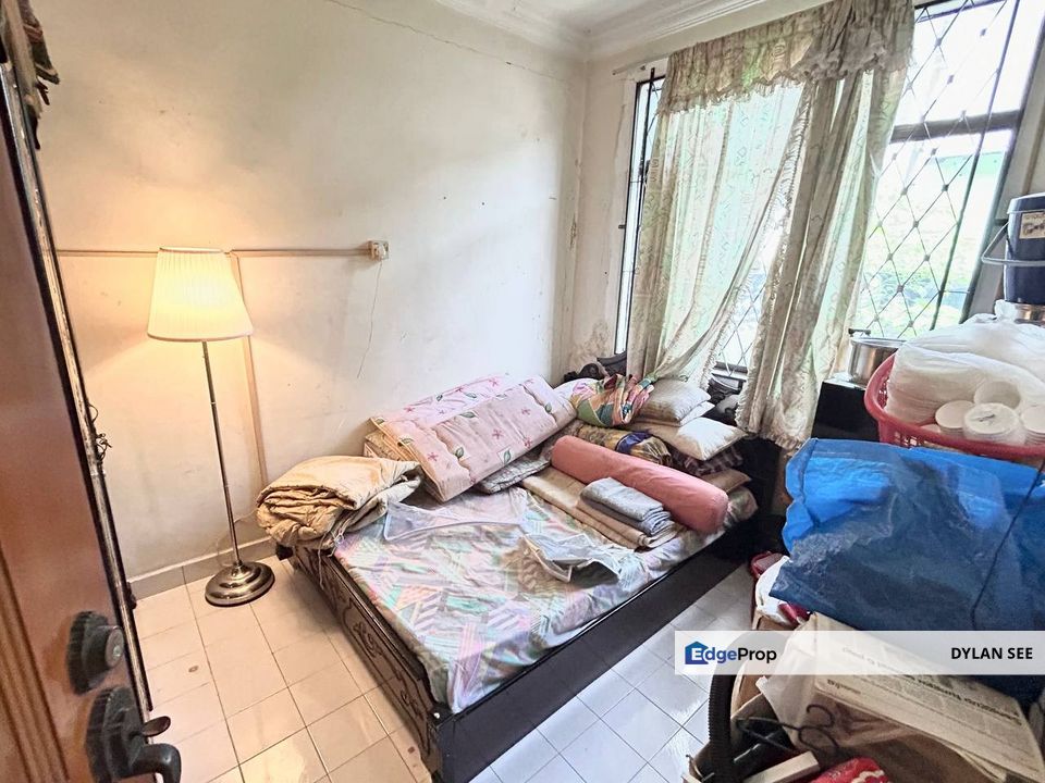 Taman Bukit Kempas Jalan Bukit Kempas 2/xx, Johor, Johor Bahru