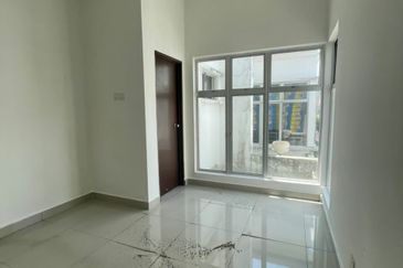 Nusantara Gelang Patah Double Storey Cluster house for Sale