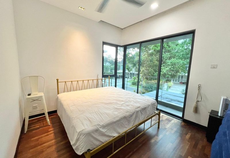 Bayou Creek, Leisure Farm