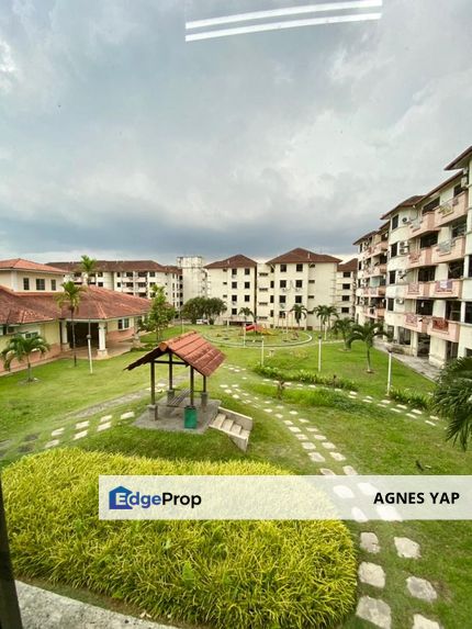 Taman Skudai Baru - Skudai Villa 3+1 Bedrooms Apartment For Rent , Johor, Skudai