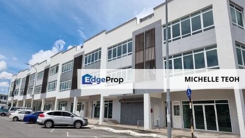 Hot Area - Balakong Whole Block Office/Shop For Rent, Selangor, Cheras