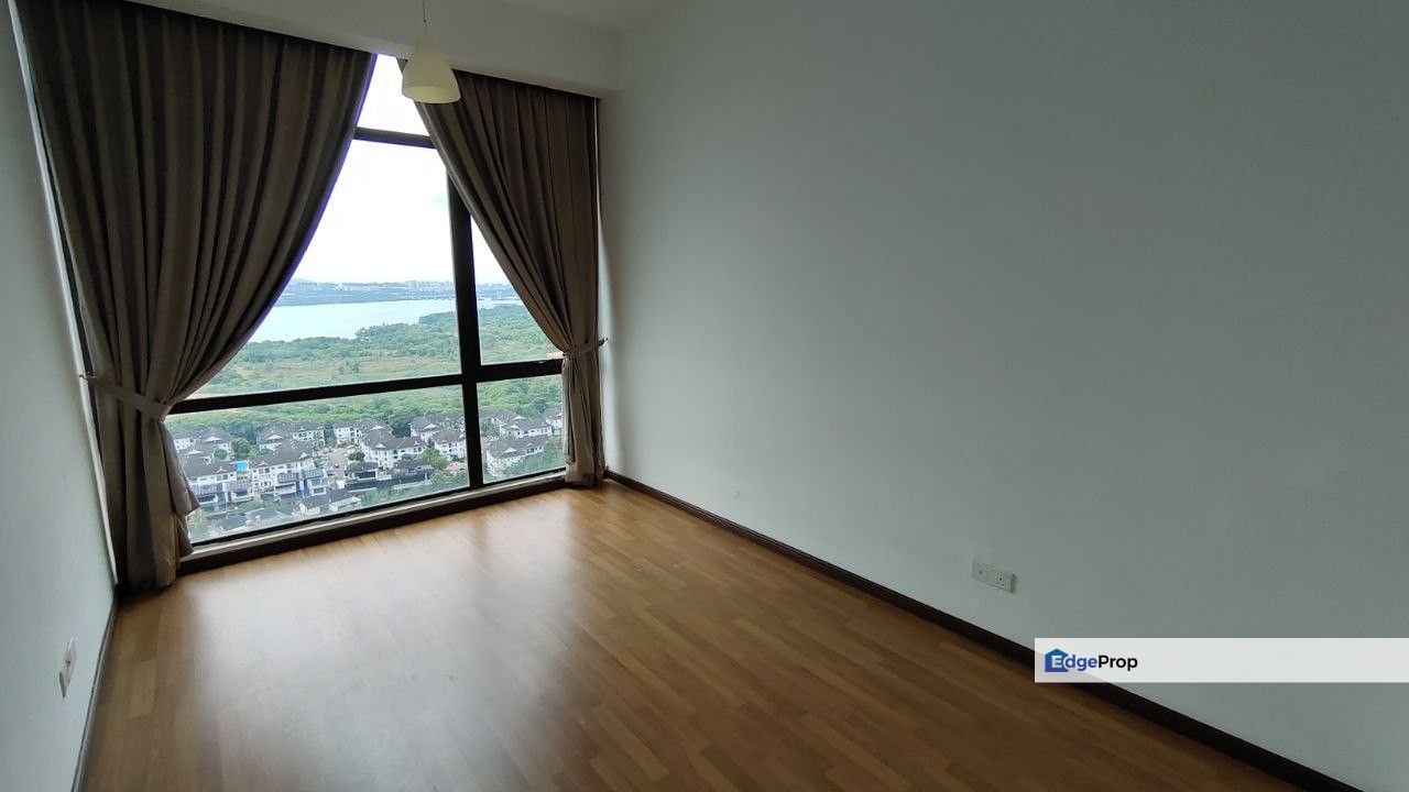 SHUTTLE BUS SERVICE PROJECT TO CIQ RTS BIG UNIT PERMAS TO JB TOWN HIGH END, Johor, Pasir Gudang