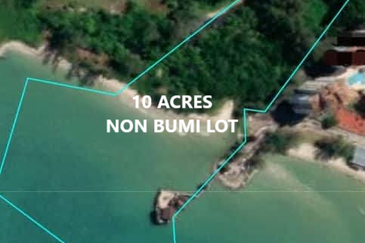 10 ACRES SEASIDE BEACH LAND Port Dickson Negeri Sembilan Hotel Resort 10 Ekar