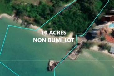 10 ACRES SEASIDE BEACH LAND Port Dickson Negeri Sembilan Hotel Resort 10 Ekar