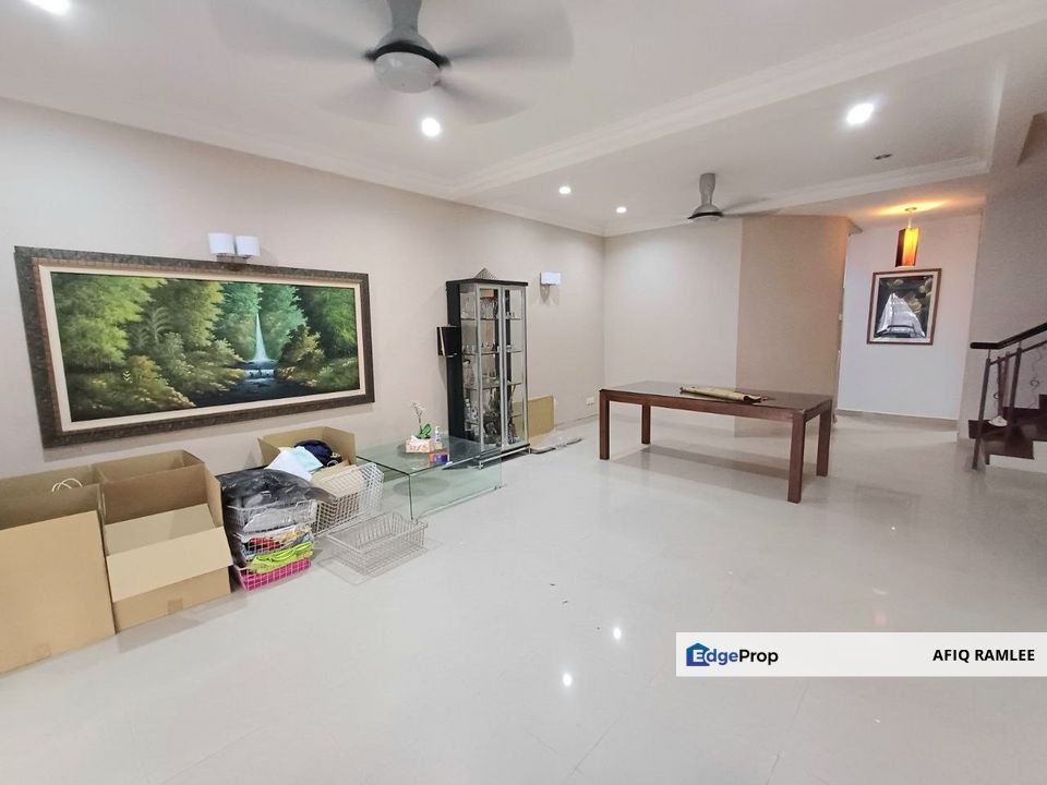 FREEHOLD 2,500 SQFT🔥2 Storey Jalan Birai Bukit Jelutong U8 Shah Alam, Selangor, Shah Alam