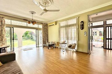 Seksyen 11, Shah Alam