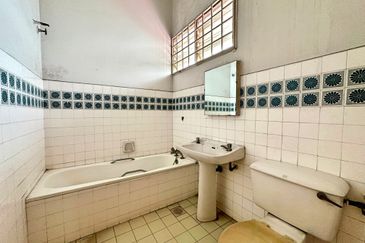 Seksyen 2, Shah Alam