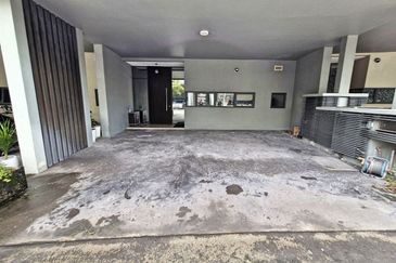 Mirage By The Lake @ Perdana Lakeview West