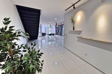 Mirage By The Lake @ Perdana Lakeview West