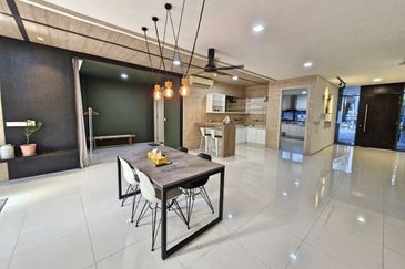 Mirage By The Lake @ Perdana Lakeview West