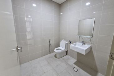 Mirage By The Lake @ Perdana Lakeview West